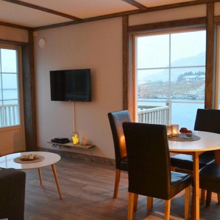 Fredvang Seahouse, Apartment B Bagian luar foto
